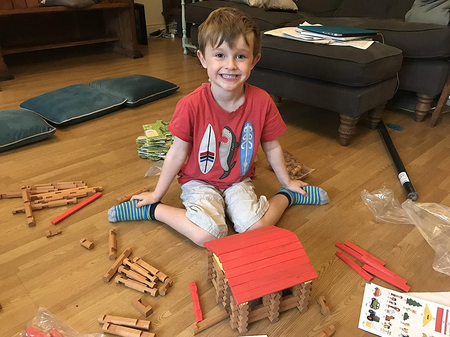 Wooden Logs Toys Farm Playset- Logs Building Set Farm House Wooden Construction Toys 207 Pieces for 3 4 5 6 Year Olds